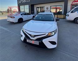 تۆیۆتا کامری